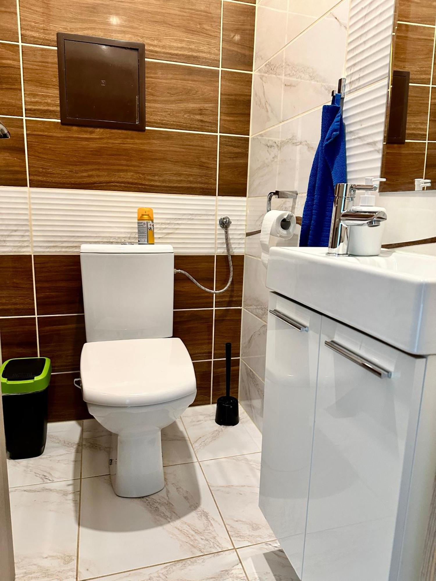 Princess Main Square Apartment Попрад Екстер'єр фото